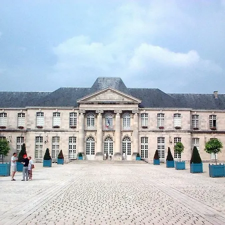 Studio De Charme Au Pays De La Madeleine *