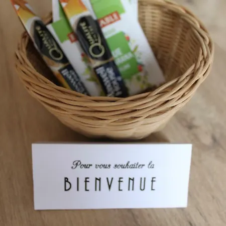 Studio De Charme Au Pays De La Madeleine * Commercy